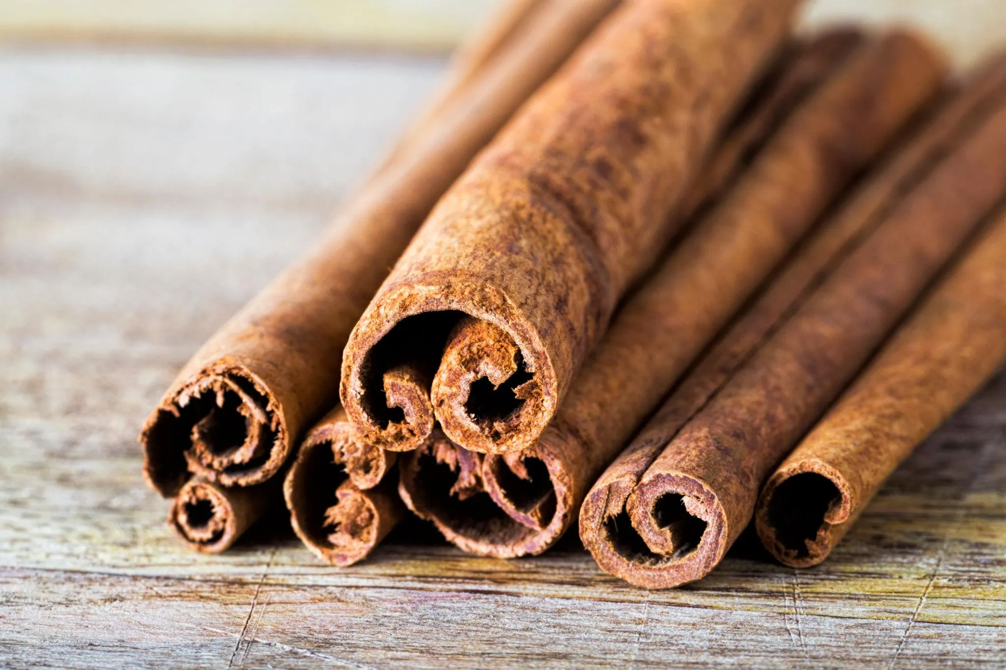Cinnamon Bark and Natural Cinnamon Quills